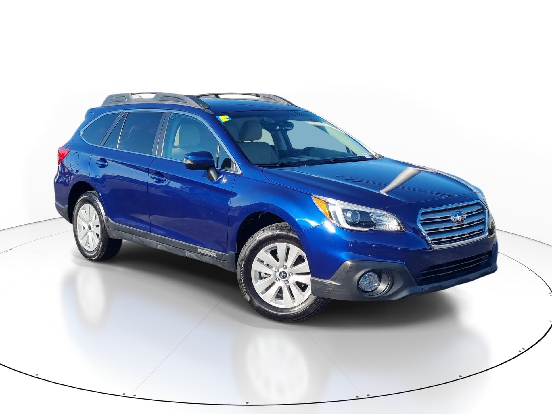 2015 Subaru Outback 2.5i Premium — photo 1 of 43