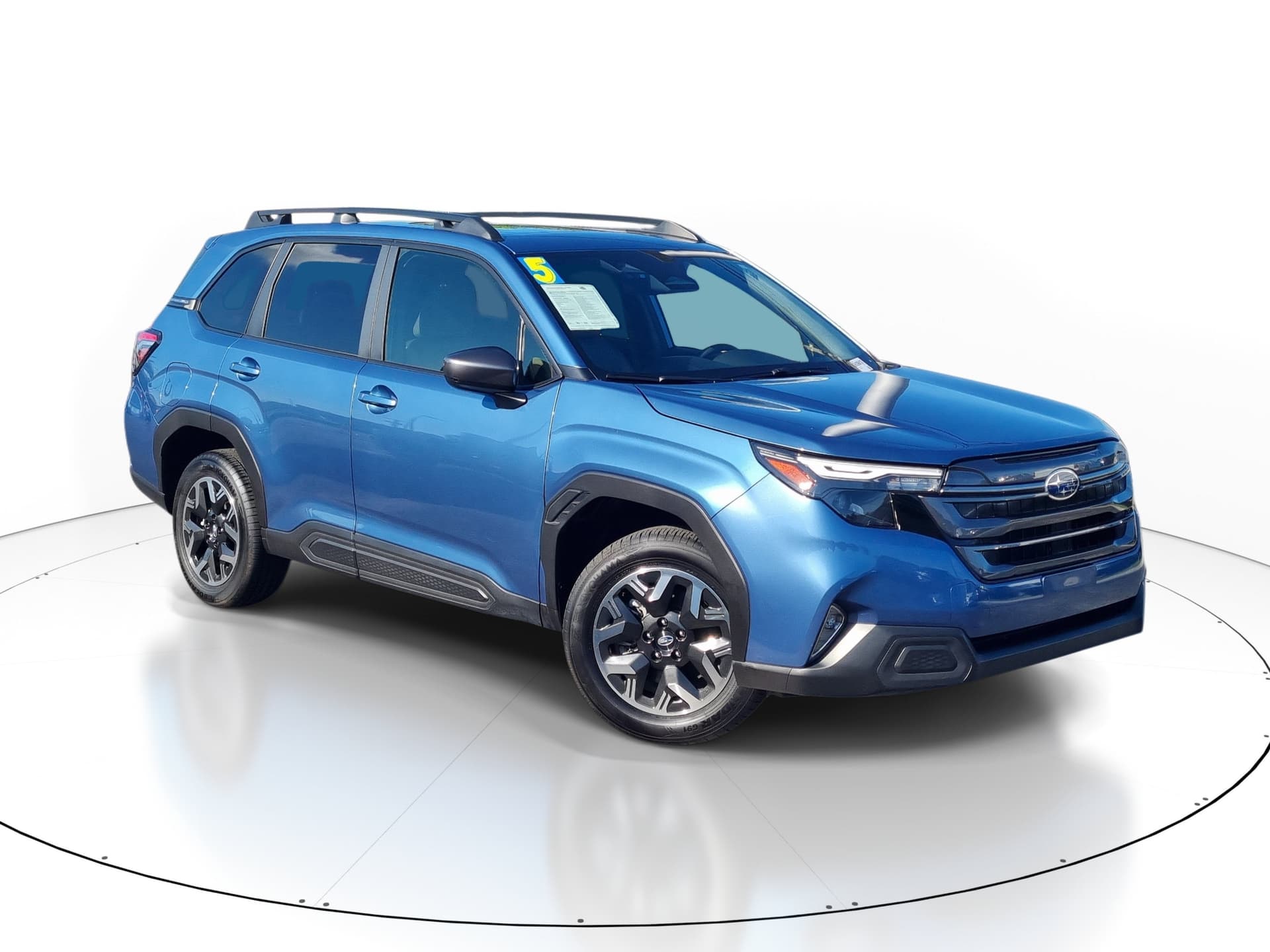 2025 Subaru Forester Premium — photo 1 of 45