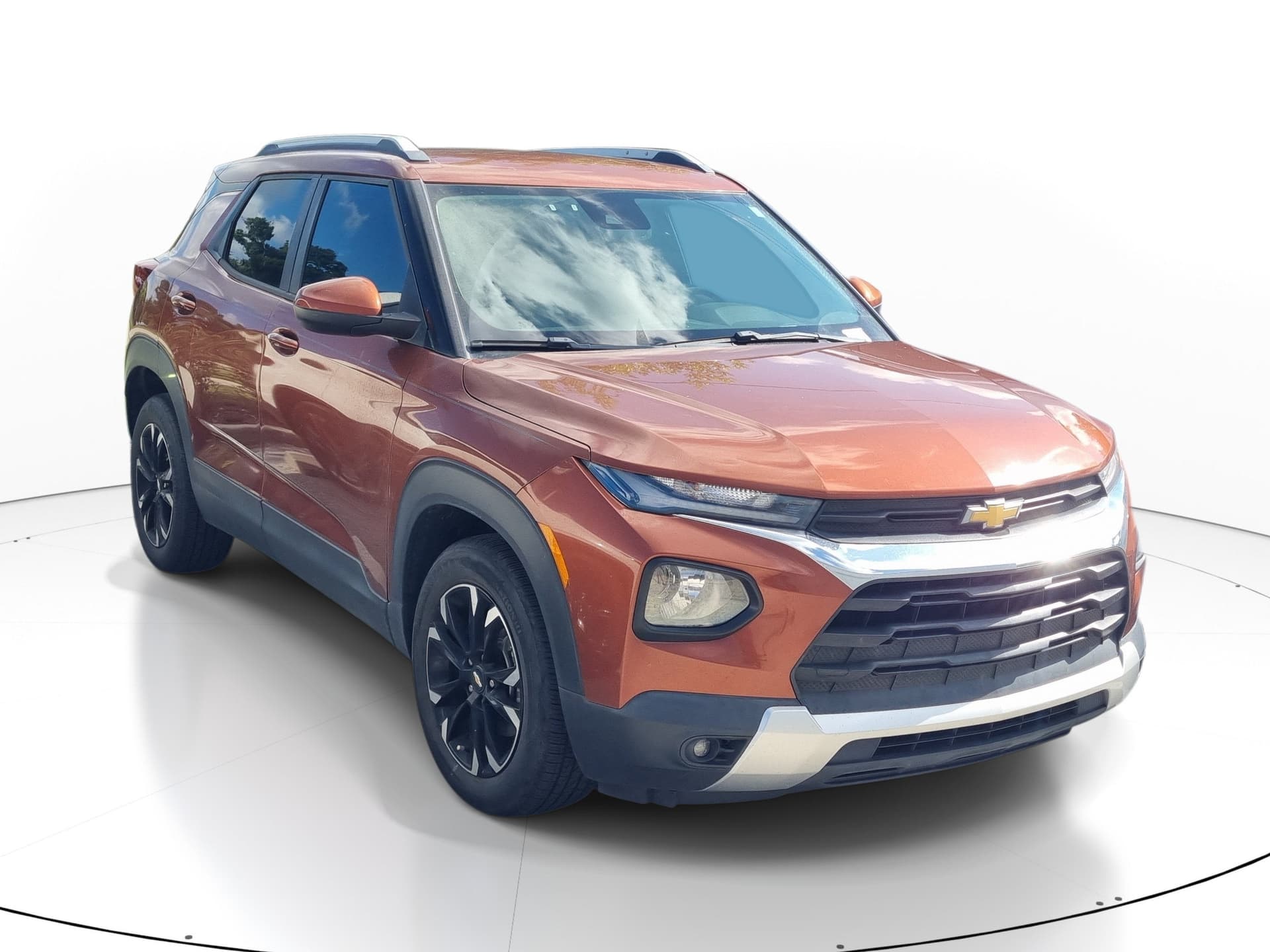 2021 Chevrolet Trailblazer LT — photo 1 of 41