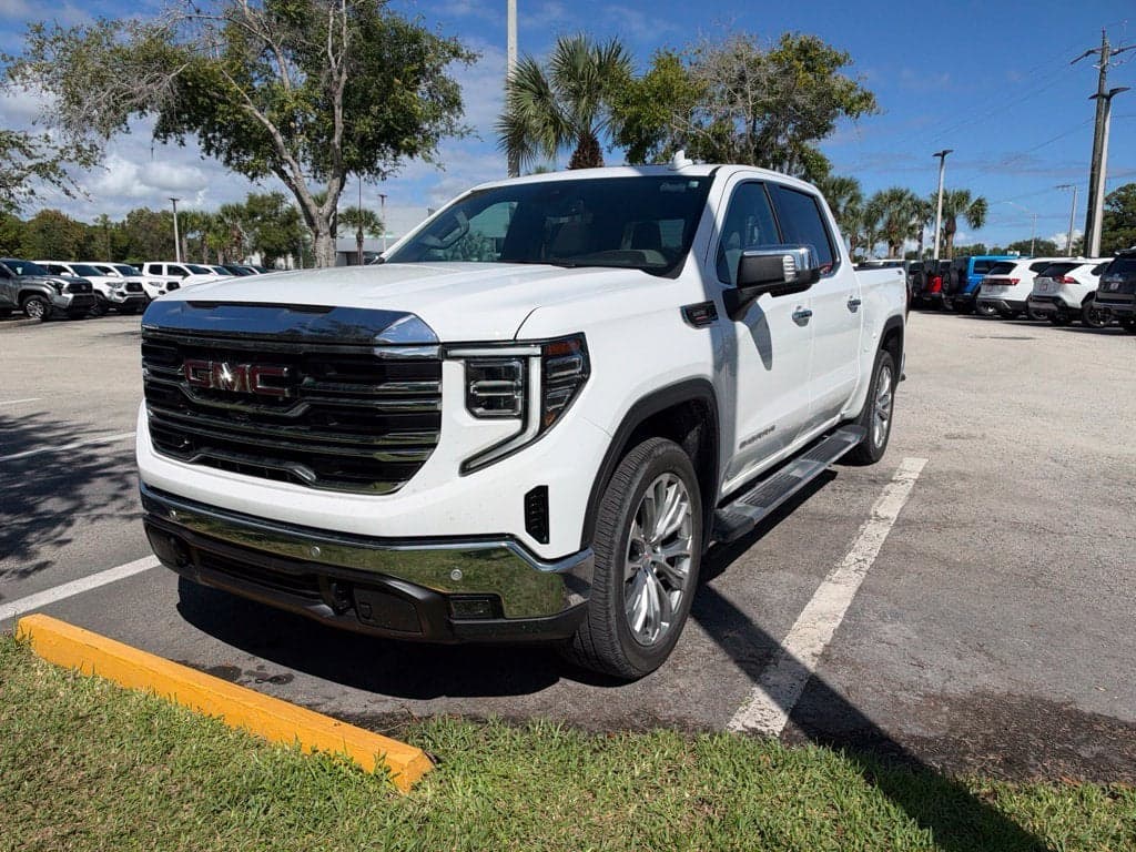 2026 GMC Sierra 1500 SLT — photo 1 of 5