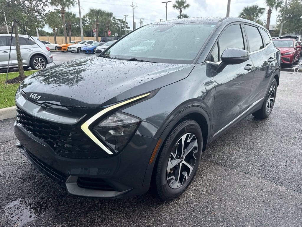 2023 Kia Sportage EX — photo 1 of 6