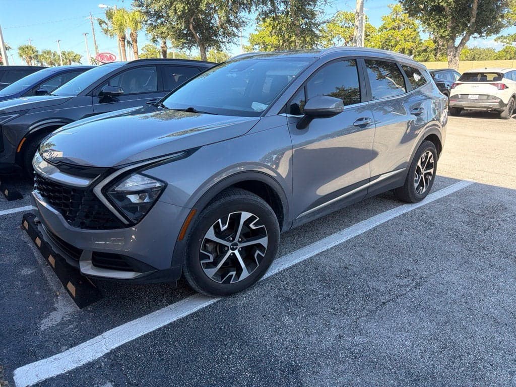2023 Kia Sportage EX — photo 1 of 5