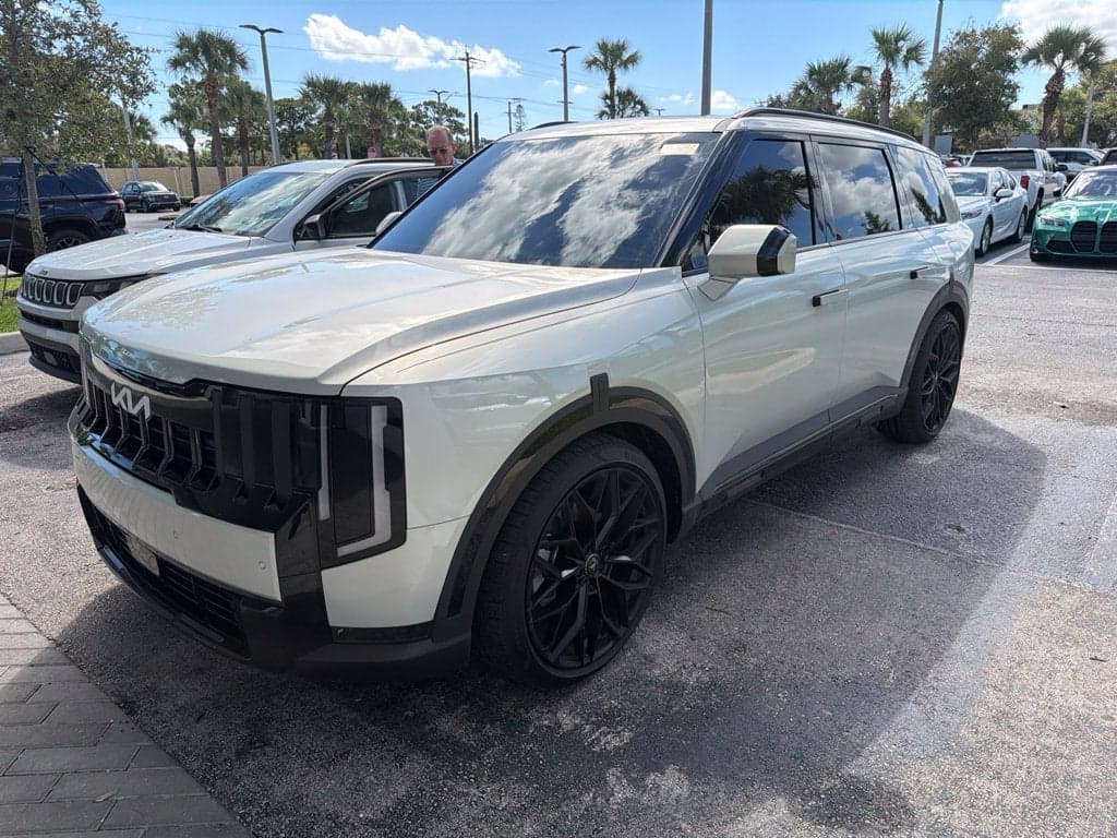2027 Kia Telluride S — photo 1 of 6