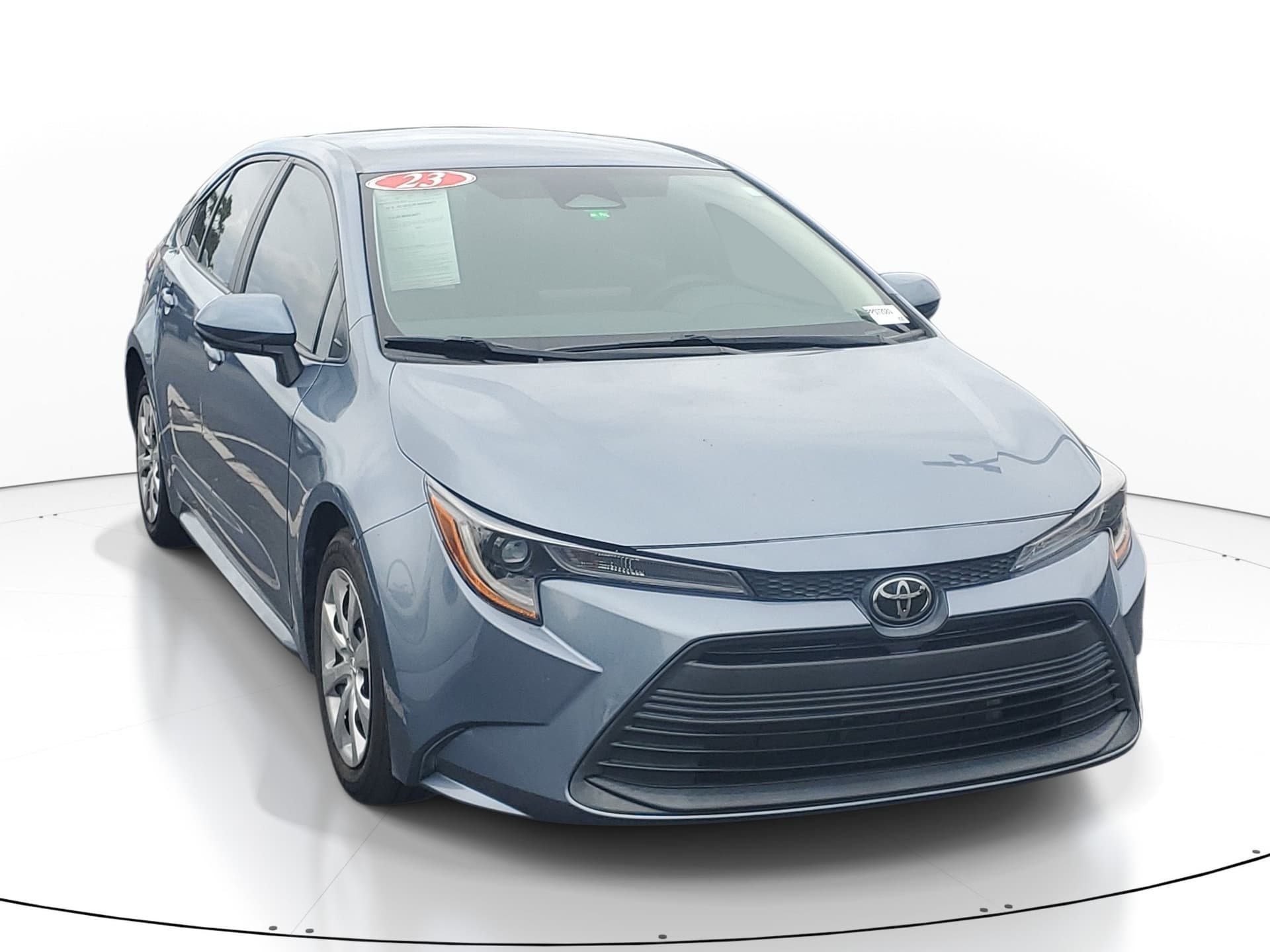 2023 Toyota Corolla LE — photo 1 of 10