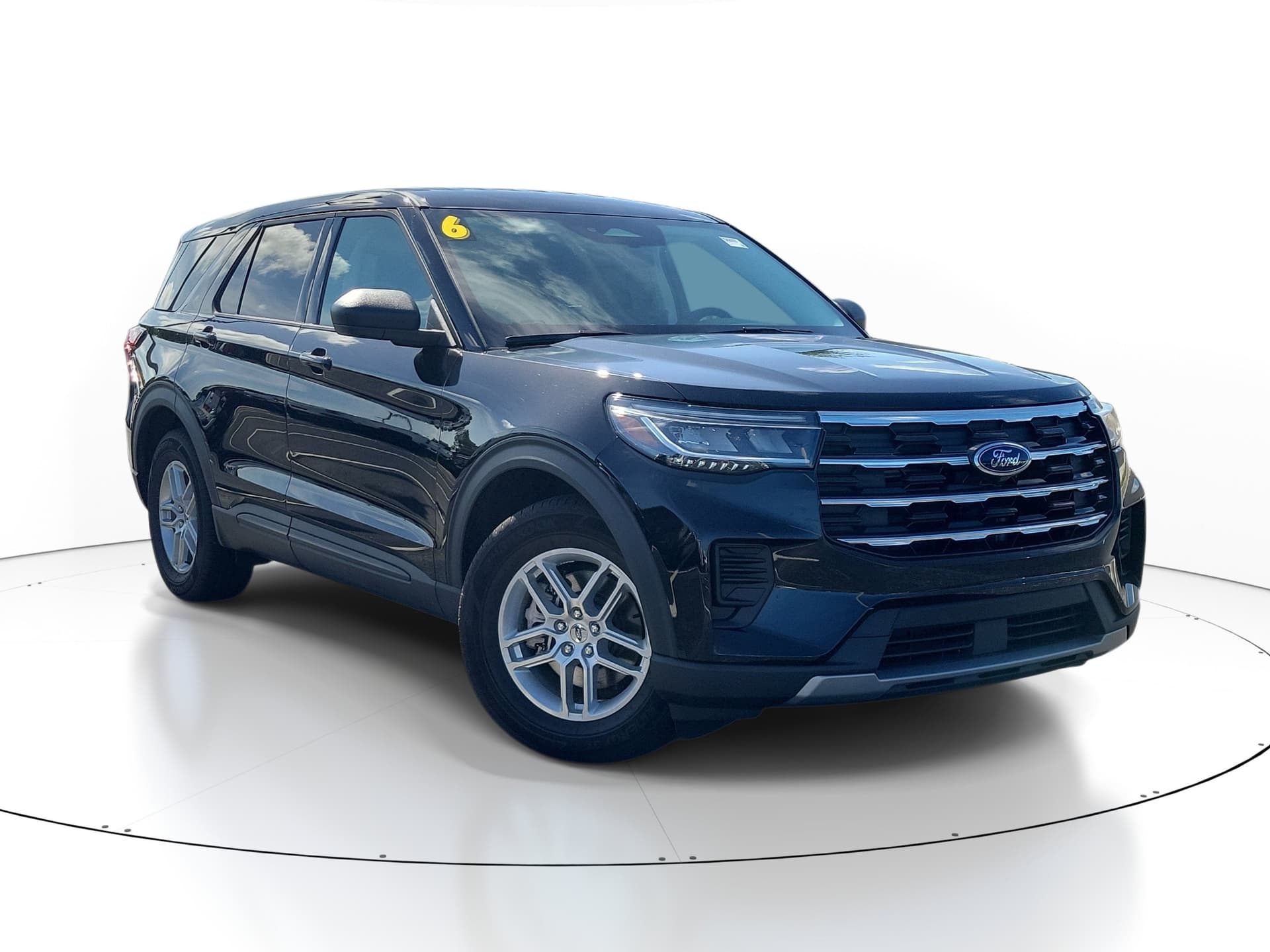 2026 Ford Explorer Active — photo 1 of 60