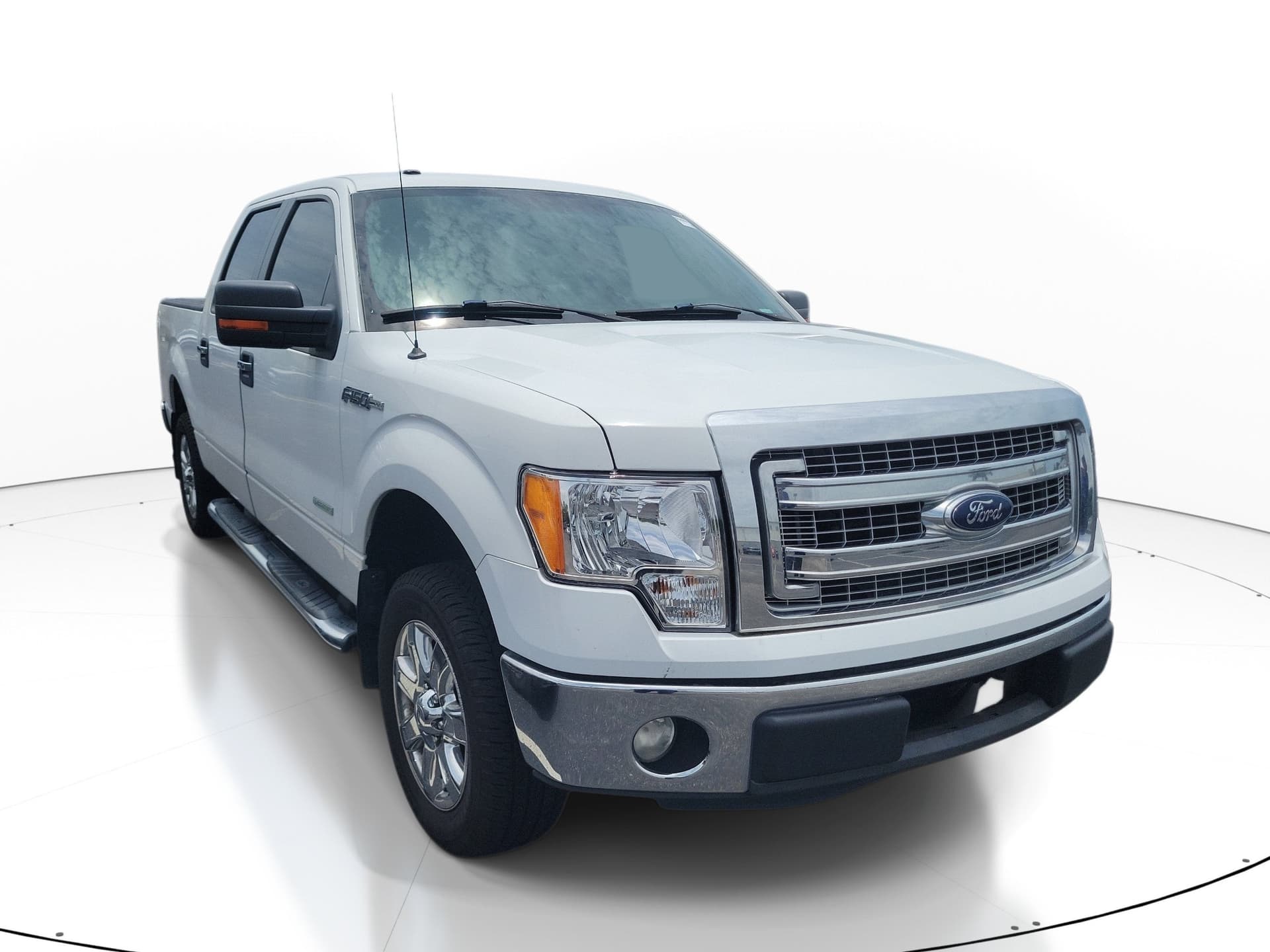 2013 Ford F-150 XLT — photo 1 of 20