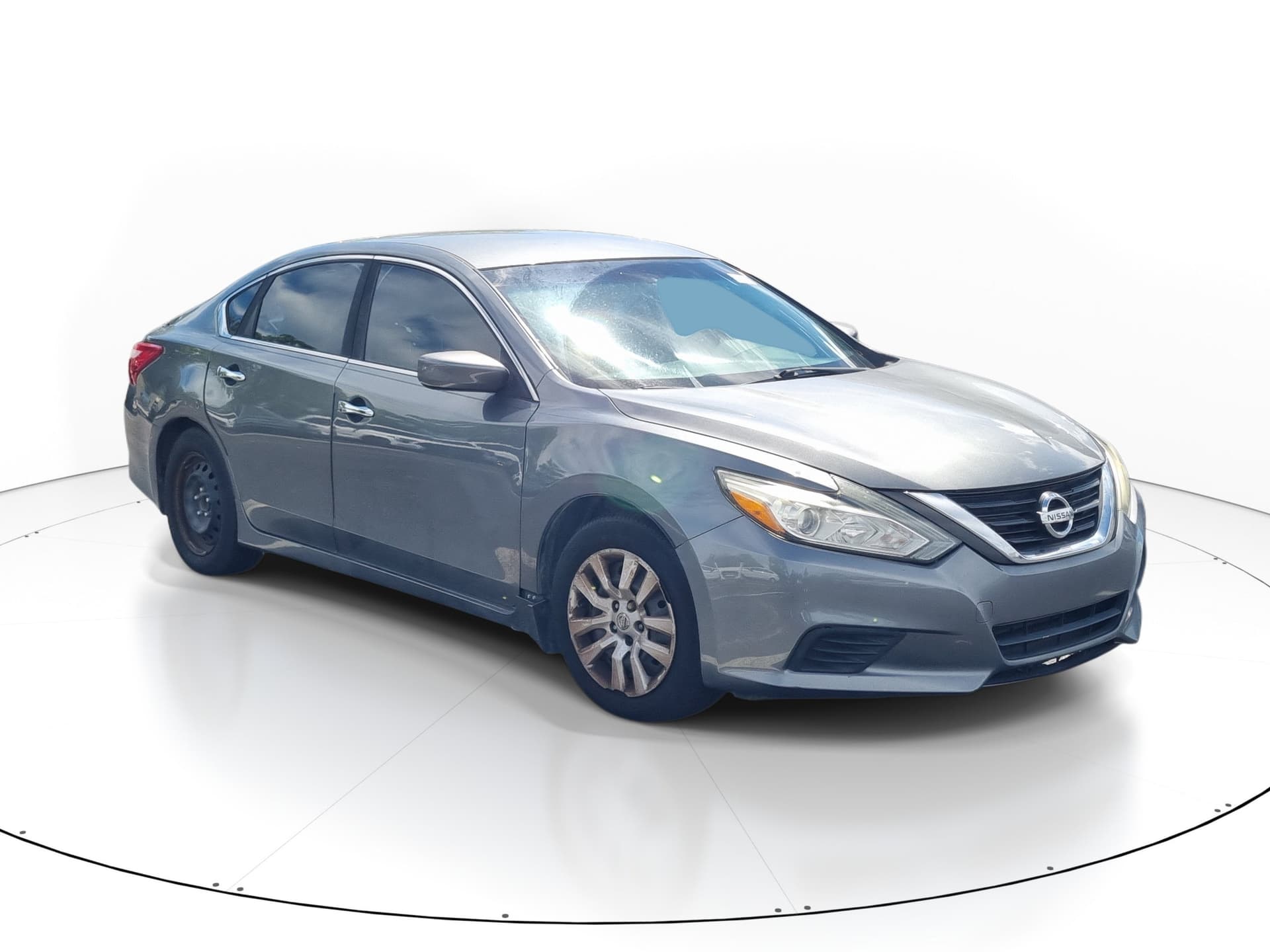 2016 Nissan Altima 2.5 S — photo 1 of 21