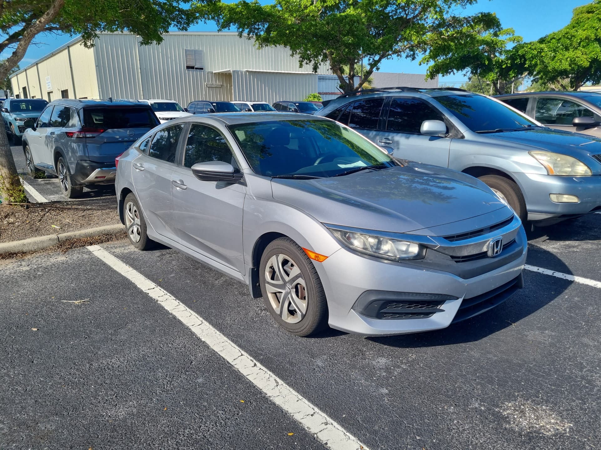 2018 Honda Civic LX — photo 1 of 20