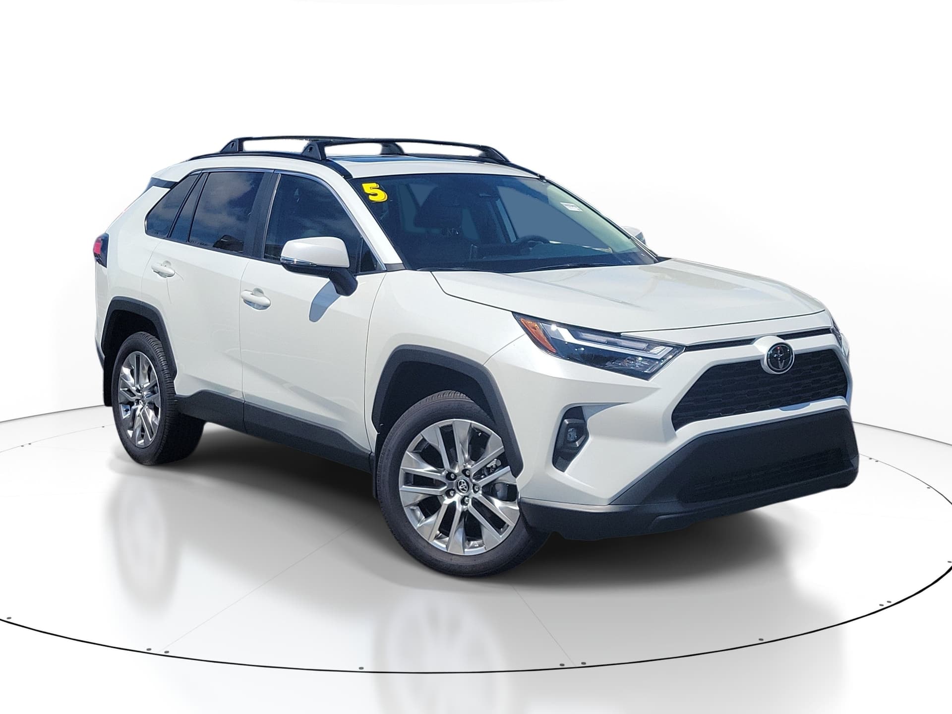 2025 Toyota RAV4 XLE Premium — photo 1 of 21