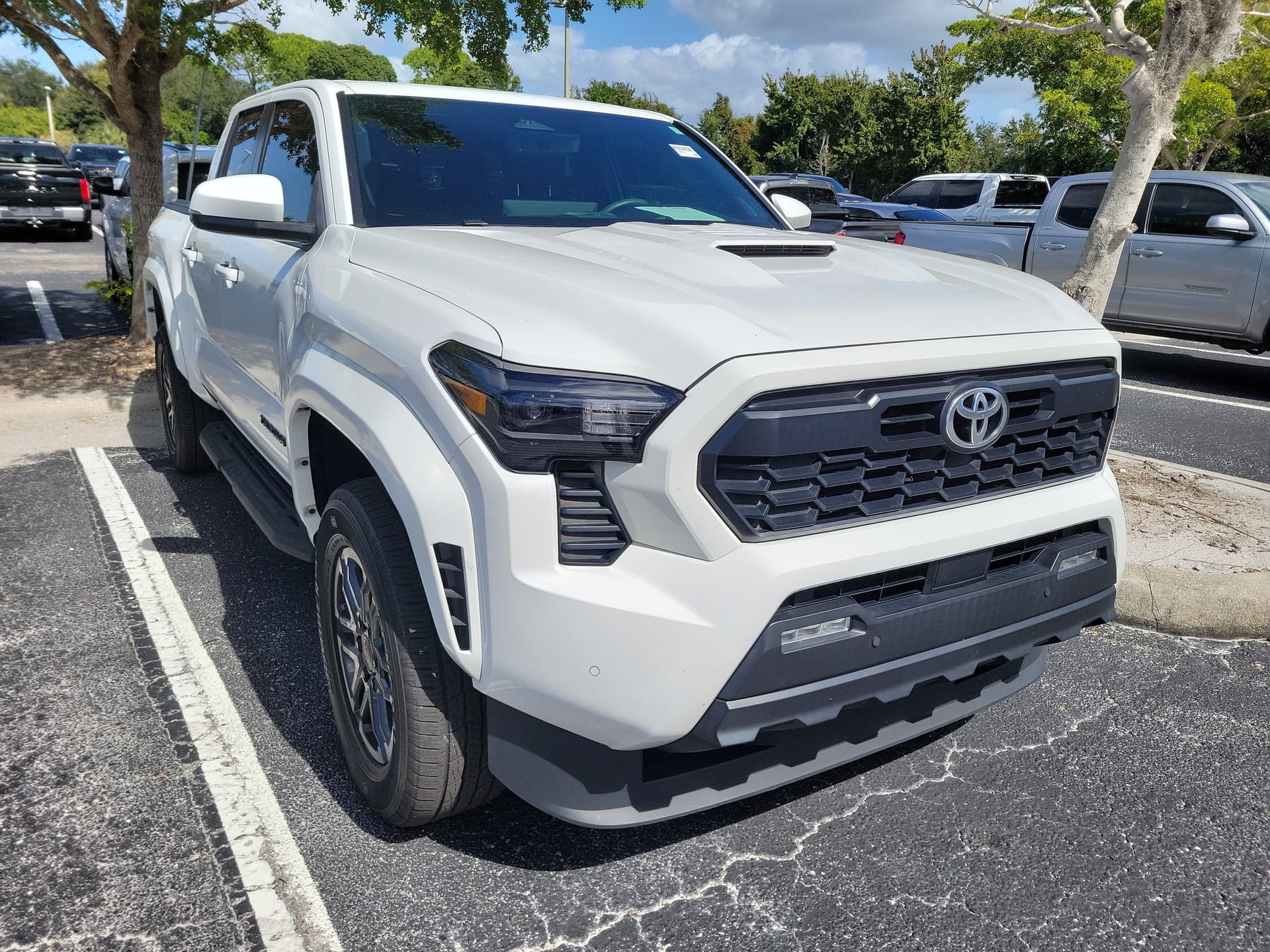 2024 Toyota Tacoma 2WD TRD Sport — photo 1 of 5