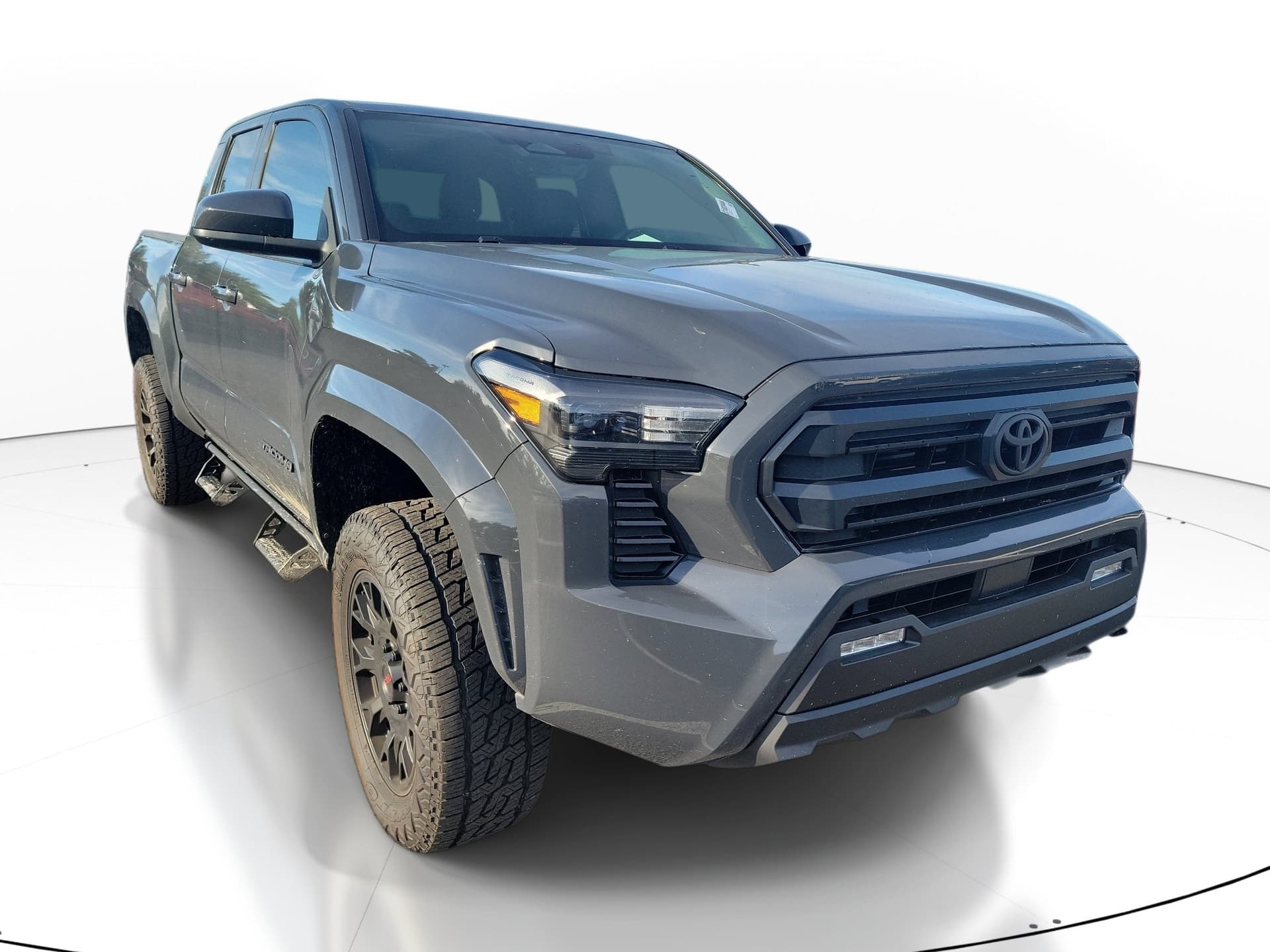 2025 Toyota Tacoma 4WD SR5 — photo 1 of 23