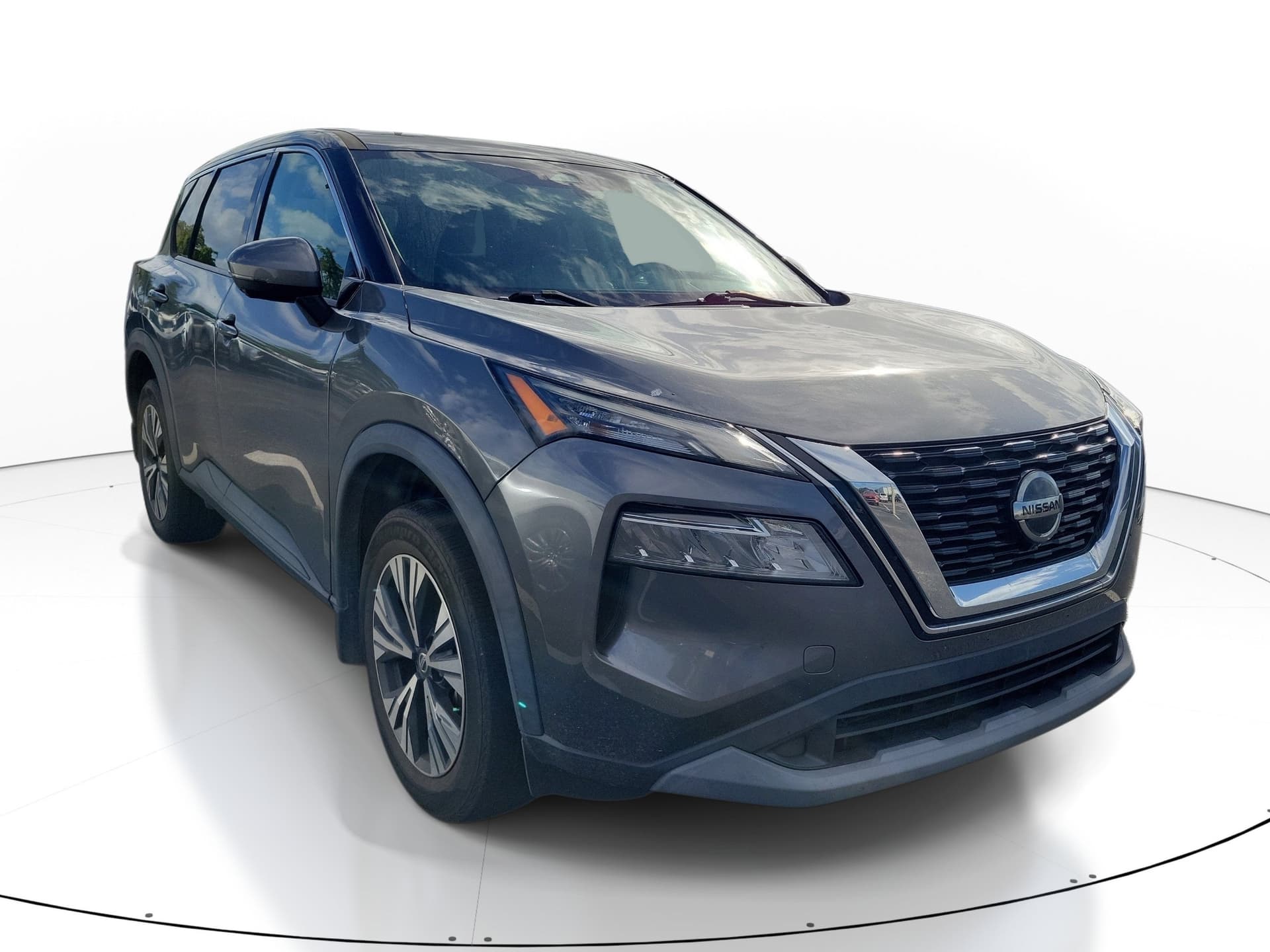 2021 Nissan Rogue SV — photo 1 of 5