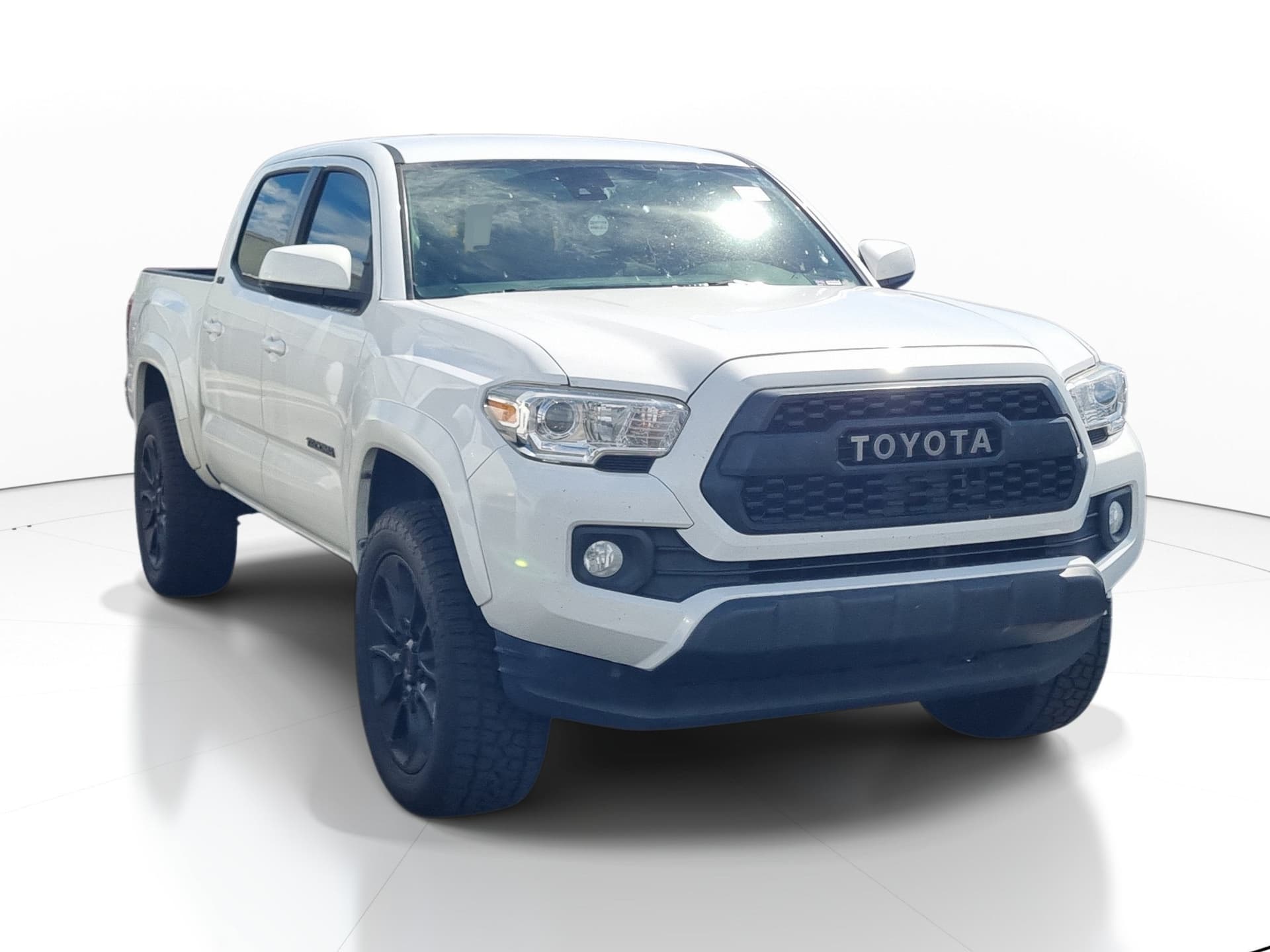 2021 Toyota Tacoma 2WD SR5 — photo 1 of 21