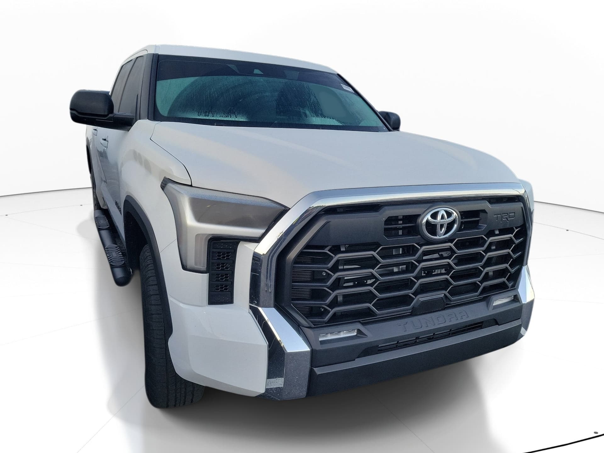 2024 Toyota Tundra 4WD SR5 — photo 1 of 5