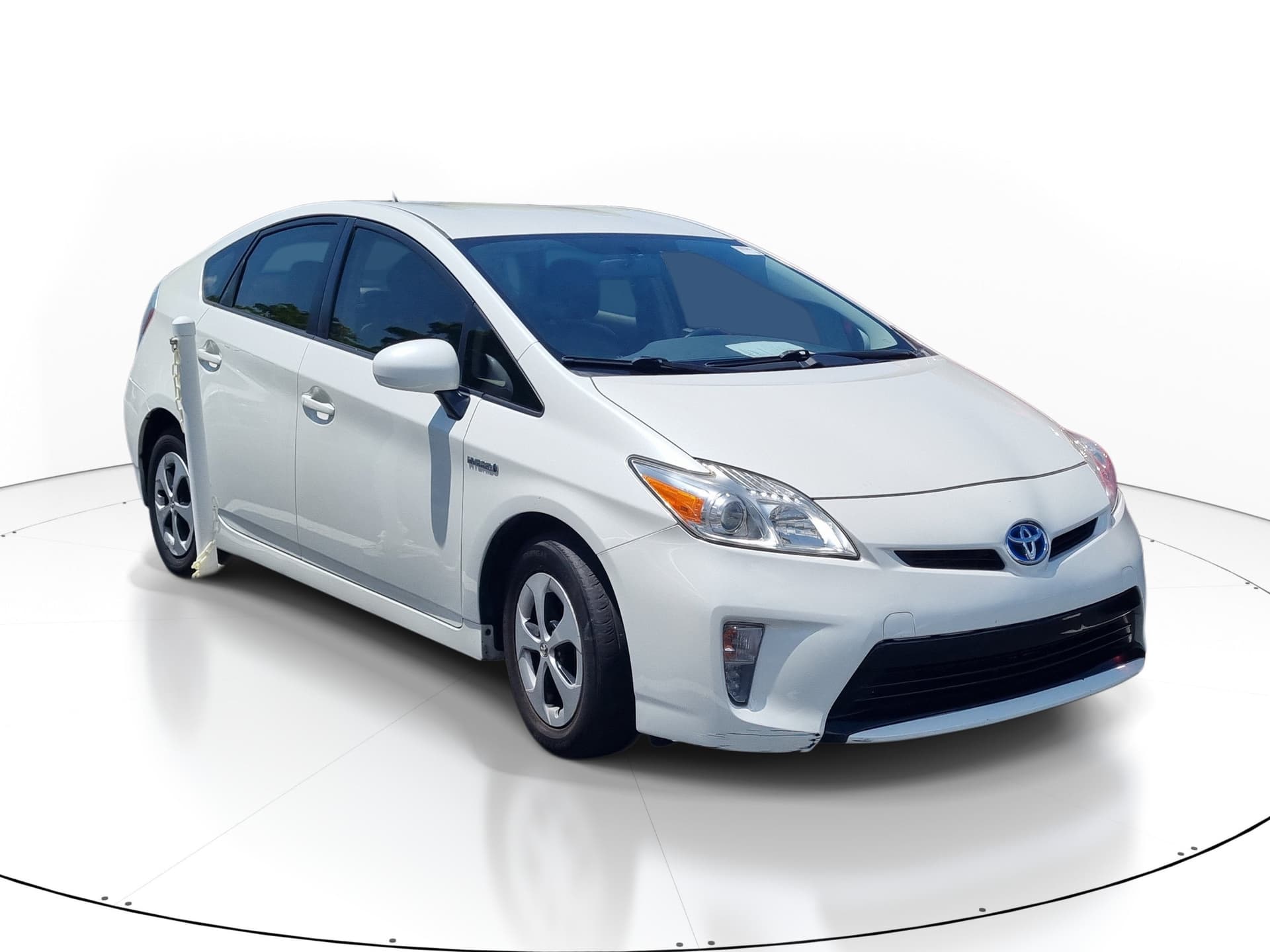 2012 Toyota Prius Two — photo 1 of 26