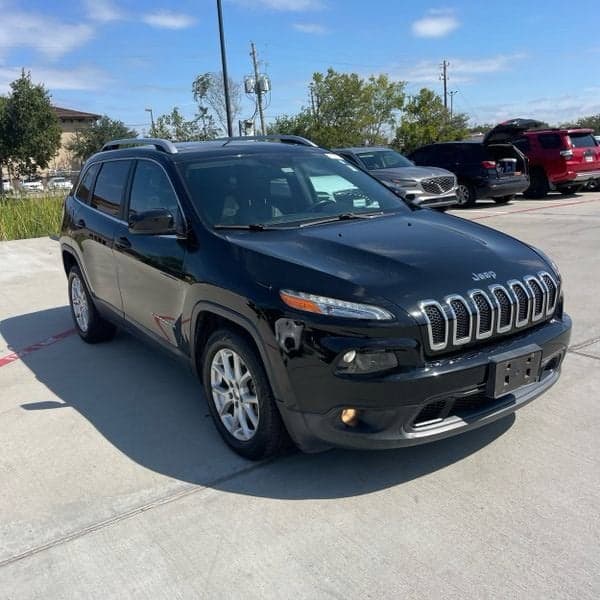 2018 Jeep Cherokee Latitude Plus — photo 1 of 5