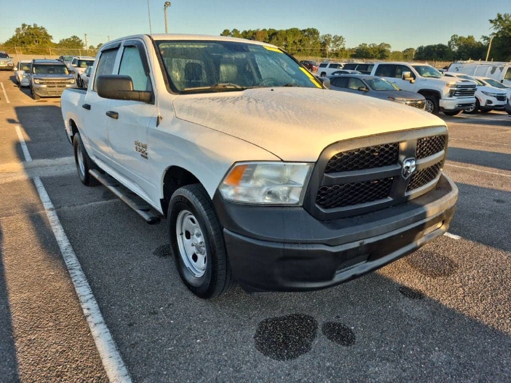 2021 RAM 1500 Classic Tradesman — photo 1 of 5