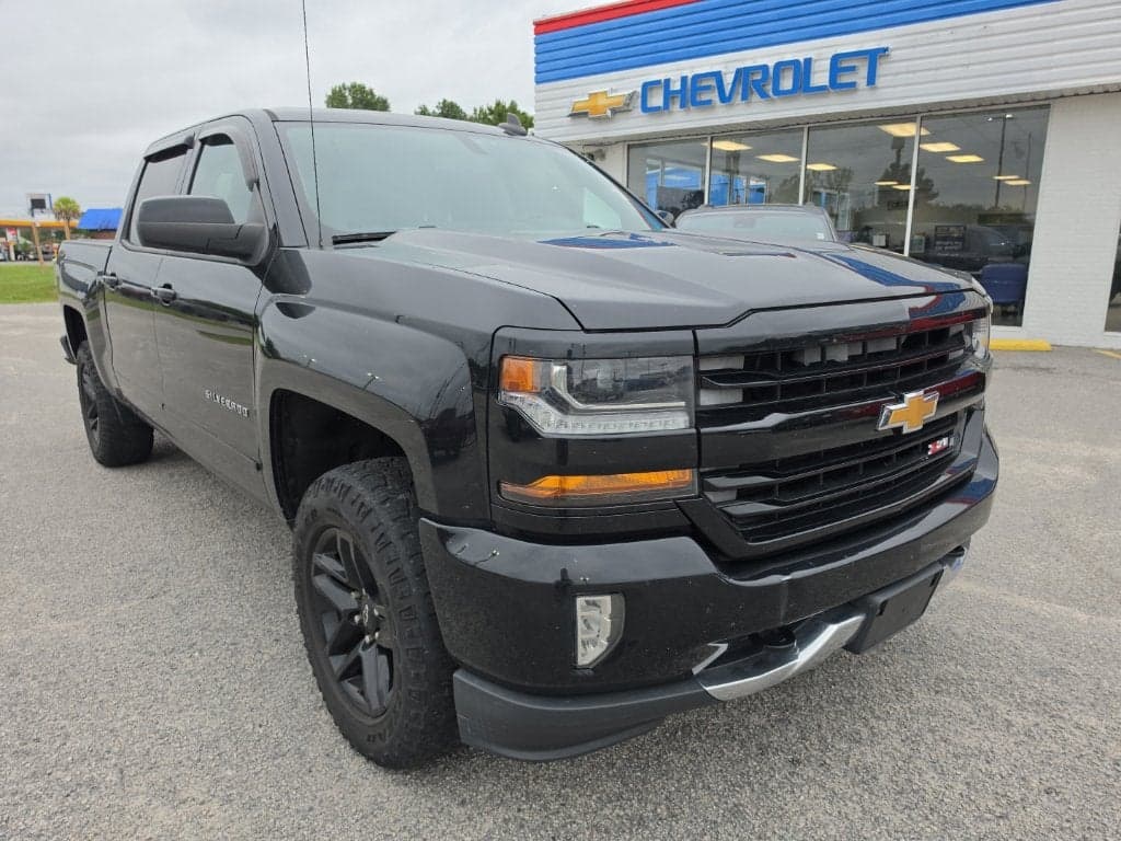 2016 Chevrolet Silverado 1500 LT — photo 1 of 9