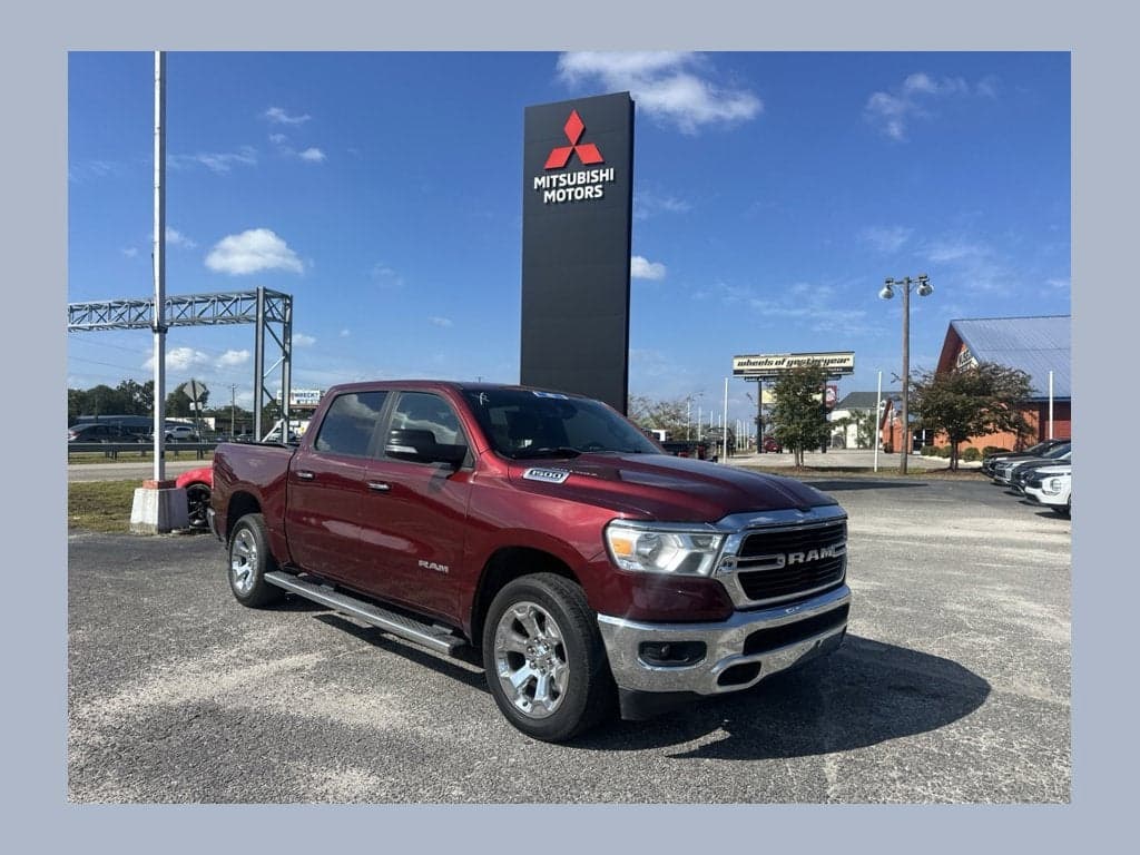 2019 RAM 1500 Big Horn/Lone Star — photo 1 of 2