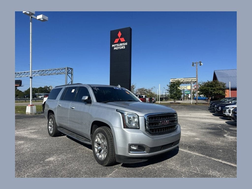 2018 GMC Yukon XL SLT Standard Edition — photo 1 of 5