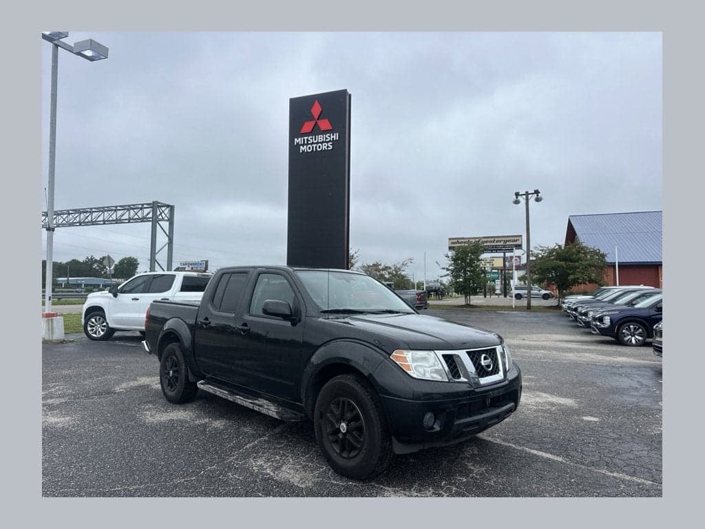 2019 Nissan Frontier SV — photo 1 of 14