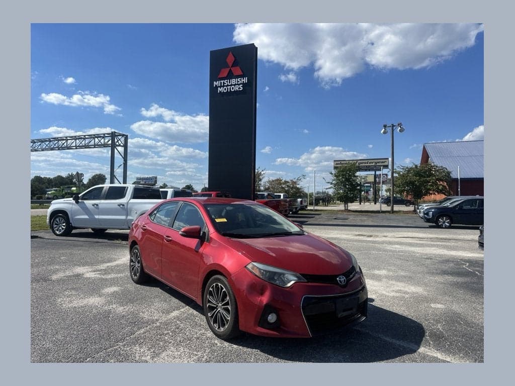 2016 Toyota Corolla L — photo 1 of 14