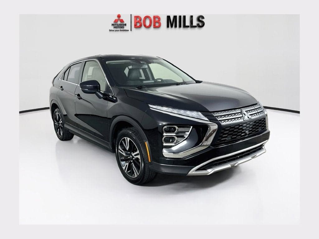 2024 Mitsubishi Eclipse Cross SE — photo 1 of 32