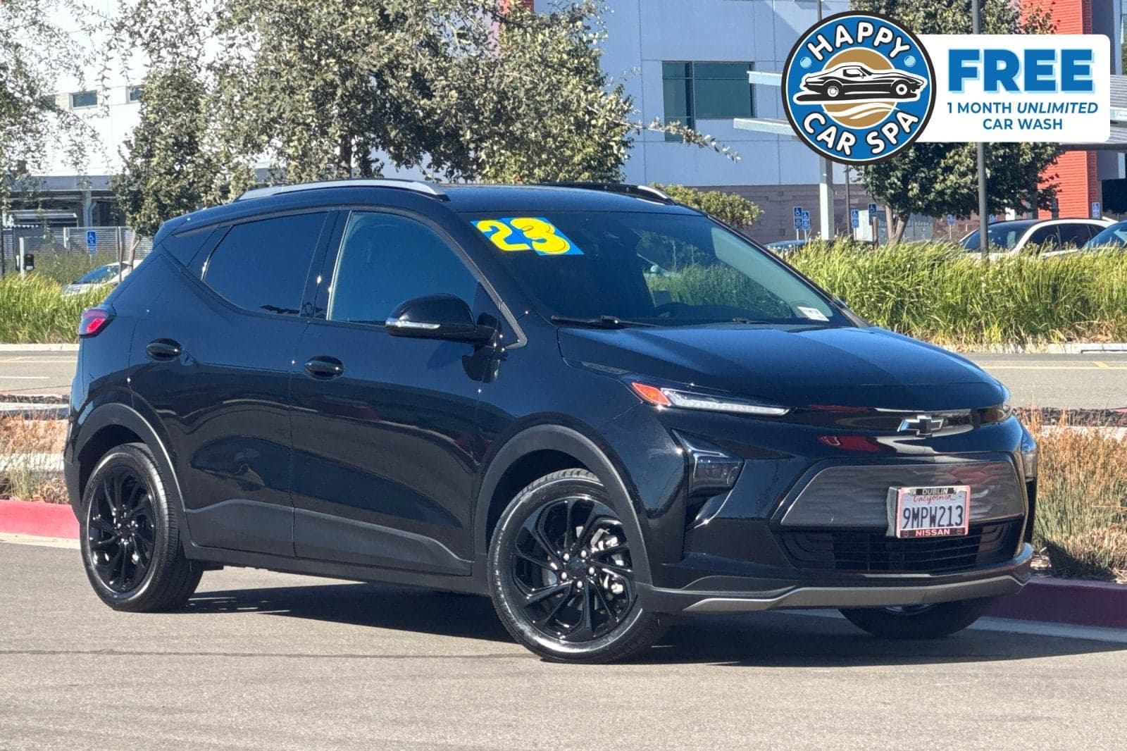 2023 Chevrolet Bolt EUV LT — photo 1 of 58