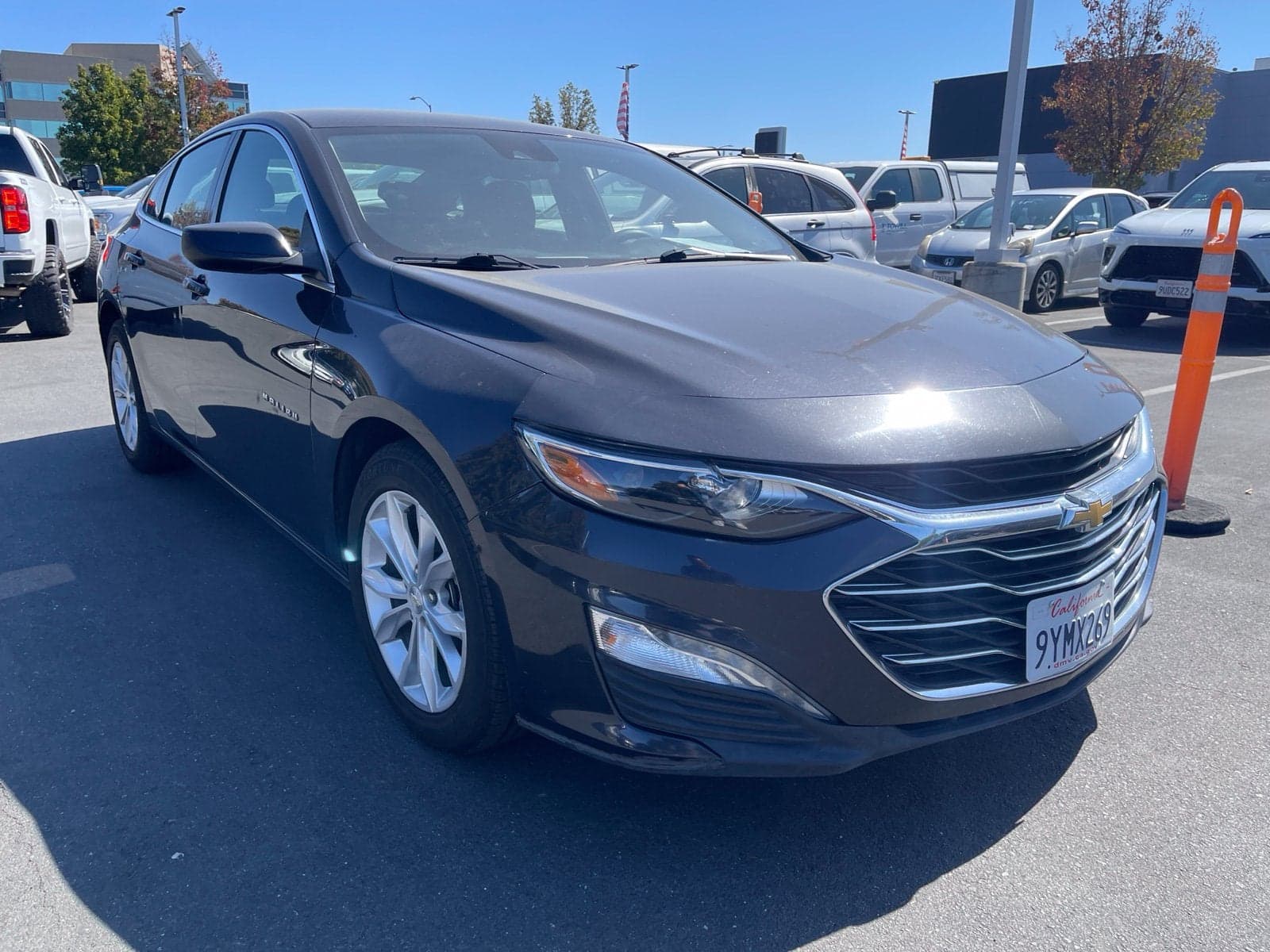 2023 Chevrolet Malibu Base — photo 1 of 7