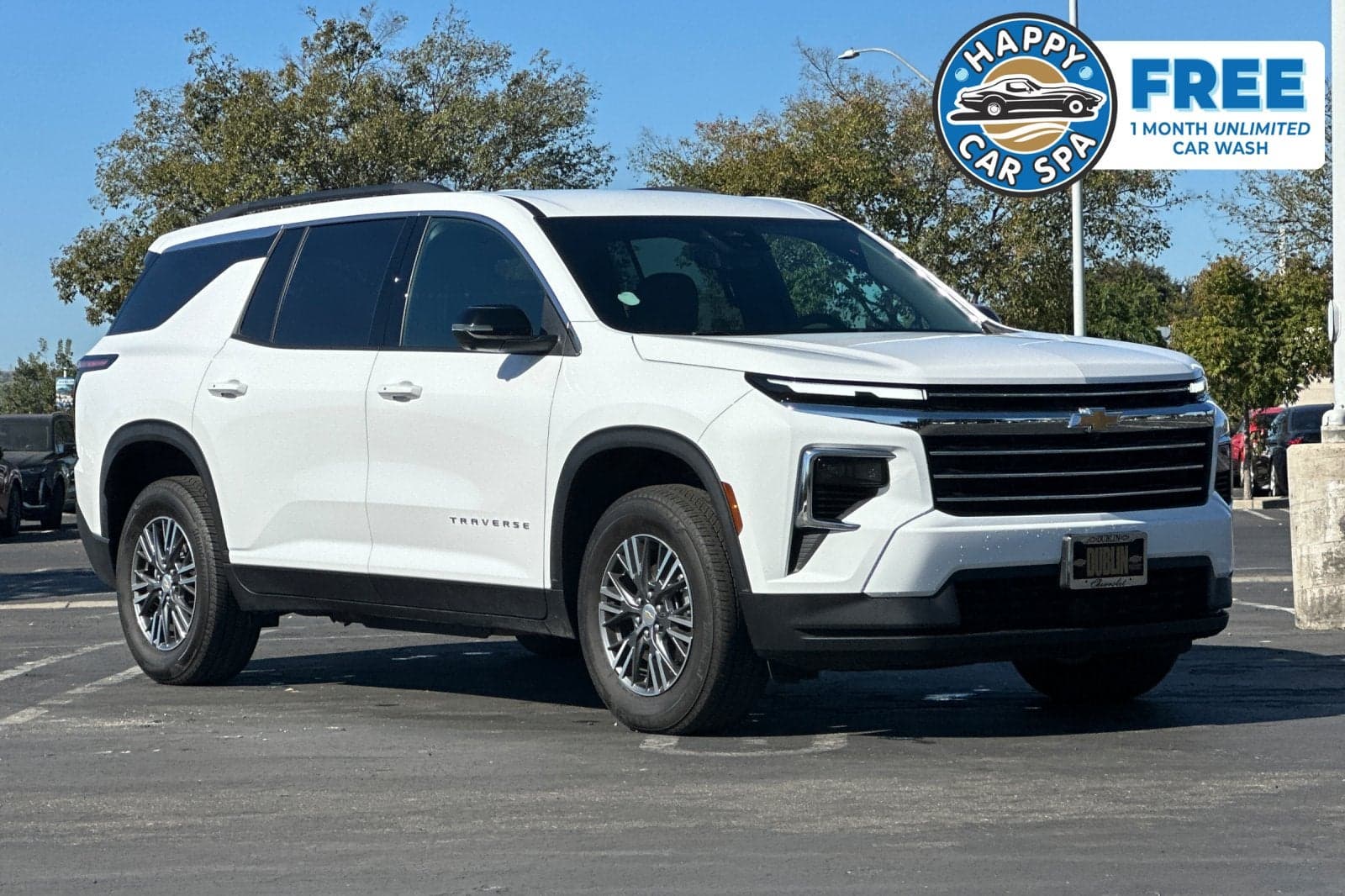 2026 Chevrolet Traverse AWD LT — photo 1 of 5