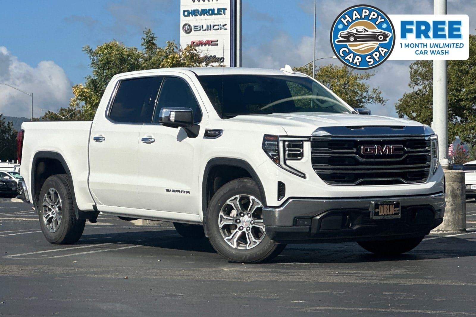 2025 GMC Sierra 1500 SLT — photo 1 of 7