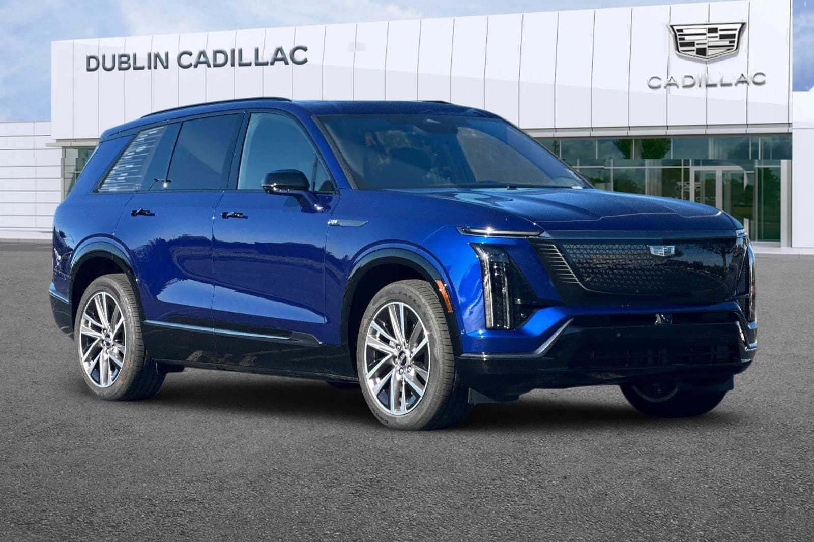 2026 Cadillac VISTIQ Sport — photo 1 of 52