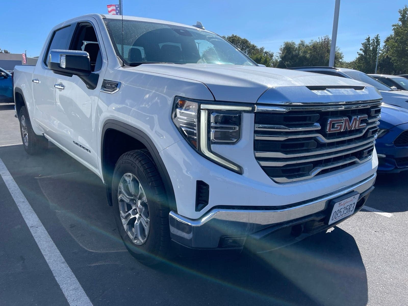 2024 GMC Sierra 1500 SLT — photo 1 of 7