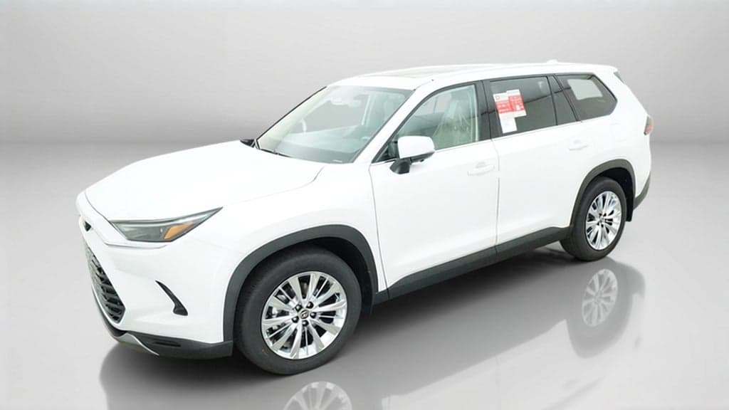 2026 Toyota Grand Highlander Platinum — photo 1 of 5