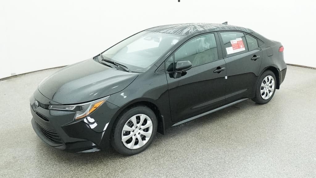 2026 Toyota Corolla LE — photo 1 of 33