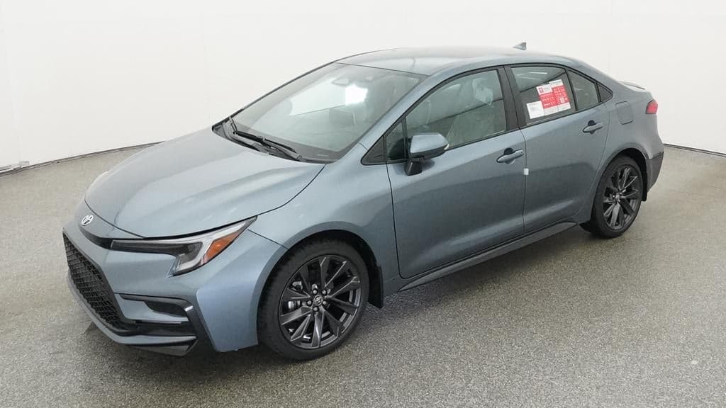 2026 Toyota Corolla SE — photo 1 of 33