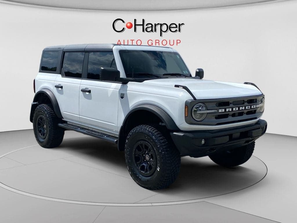 2023 Ford Bronco Big Bend — photo 1 of 56