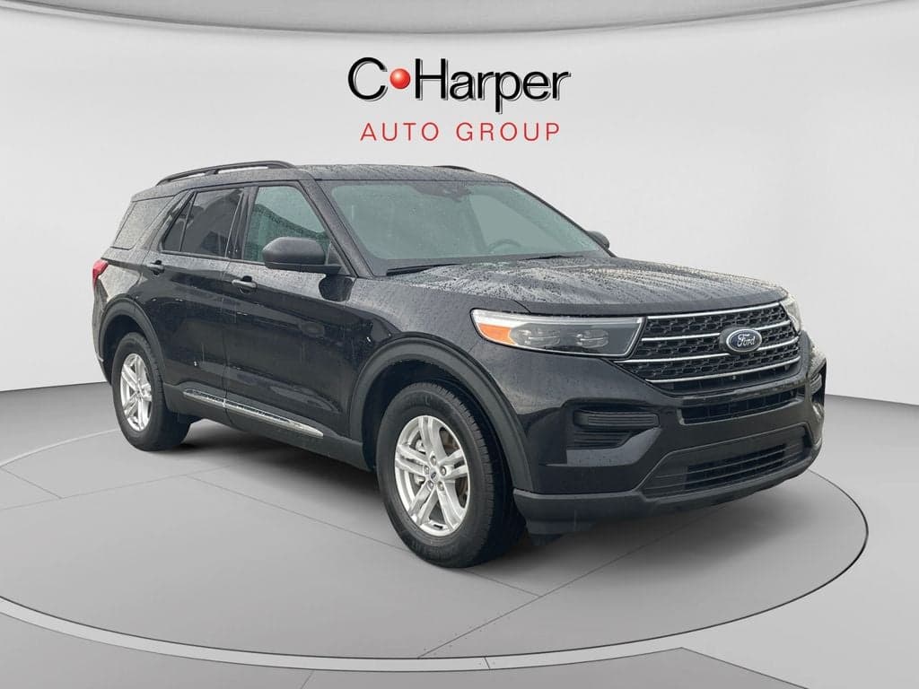 2023 Ford Explorer XLT — photo 1 of 54