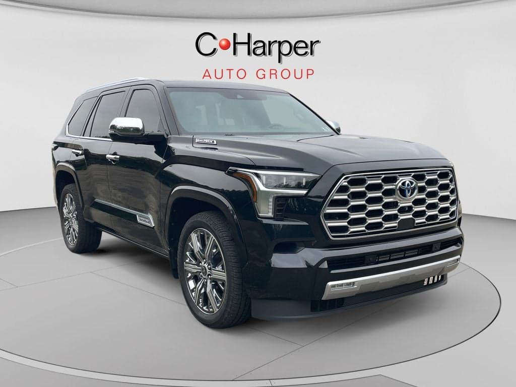 2023 Toyota Sequoia Capstone — photo 1 of 5
