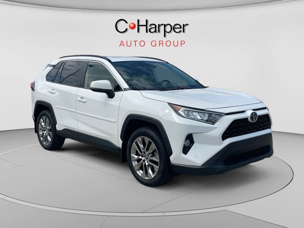 2019 Toyota RAV4 XLE Premium — photo 1 of 60