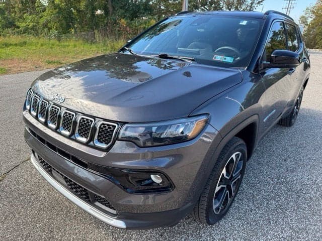 2024 Jeep Compass Limited — photo 1 of 5