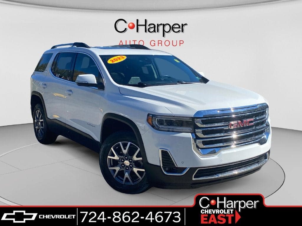 2023 GMC Acadia SLT — photo 1 of 5