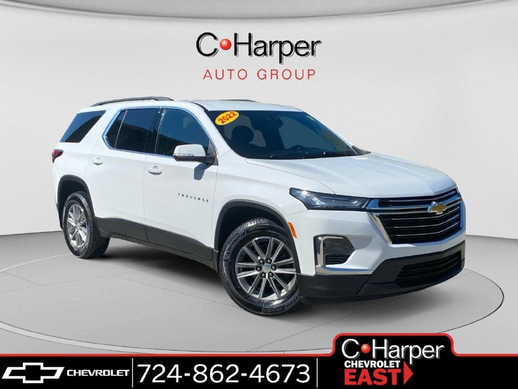 2022 Chevrolet Traverse LT Cloth — photo 1 of 51