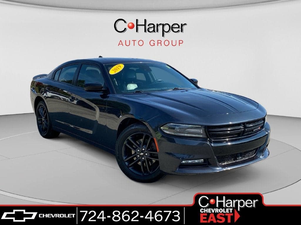 2019 Dodge Charger SXT — photo 1 of 5