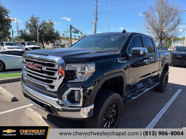 2022 GMC Sierra 1500 Limited SLT — photo 1 of 5