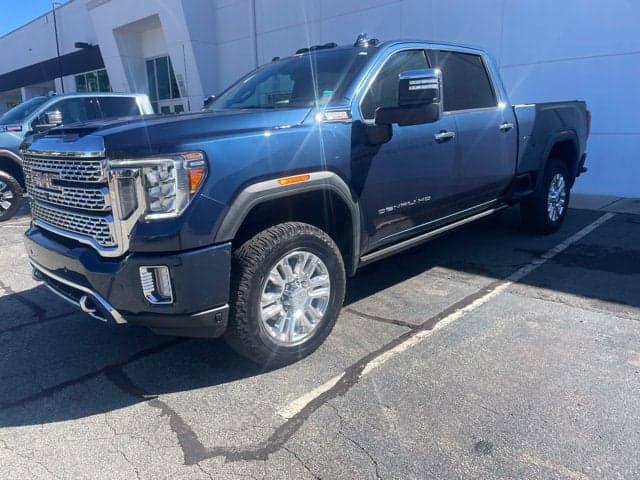2022 GMC Sierra 2500HD Denali — photo 1 of 5
