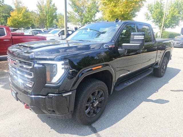 2025 GMC Sierra 2500HD AT4 — photo 1 of 28