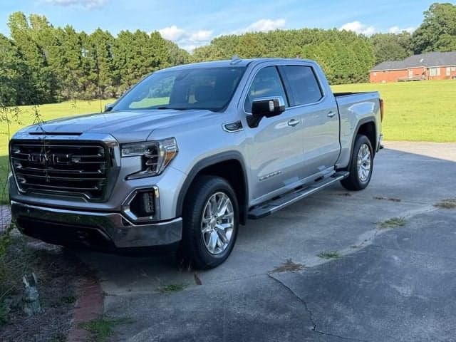 2021 GMC Sierra 1500 SLT — photo 1 of 5
