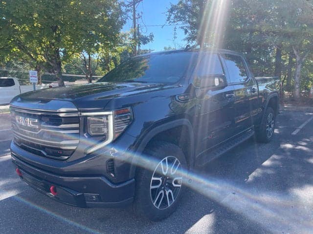 2024 GMC Sierra 1500 AT4 — photo 1 of 30