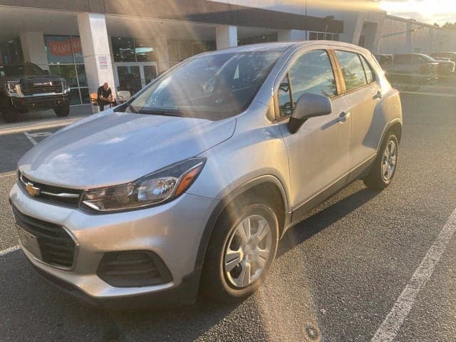2017 Chevrolet Trax LS — photo 1 of 5